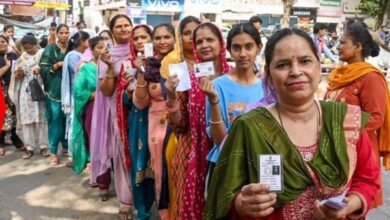 झारखंड में पहले चरण की वोटिंग शुरू, 11 राज्यों की 33 विधानसभा और दो लोकसभा सीटों पर भी उपचुनाव 9 गांव में न चूल्हे जले न आंसू रुके 36