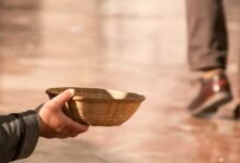 भिखारियों को भीख देना पड़ेगा महंगा, 1 जनवरी से शहर में लागू होगा ये नया नियम 15 Add a heading 2024 12 17T042937.629