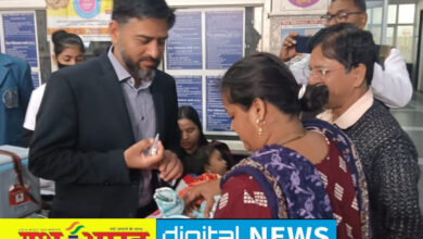 कलेक्टर ने जिला चिकित्सालय पहुंच कर पुत्र राघव को पिलवाई पोलियो की दवा, 1670 बूथों पर आज से अभियान 11 IMG 20241208 104025