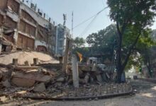 चंडीगढ़ में बड़ा हादसा, बहुमंजिला होटल की बिल्डिंग ढही; तीन पिलर्स में थीं दरारें 11 Add a heading 77