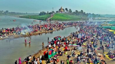 भगवान ब्रम्हा की तपोभूमि ब्राम्हण घाट में मौनी अमावस्या पर लगायी पुण्य की डुबकी : श्रद्धालुओं का लगा तांता 15 IMG 20250116 WA0264