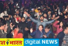 जोरदार तरीके से मना न्यू ईयर सेलीब्रेशन, होटलों, रेस्टारेंट व मॉल में गीत-संगीत की सजी महफिल, मंदिरों में उमड़ी भीड़ 10 IMG 20250101 201557