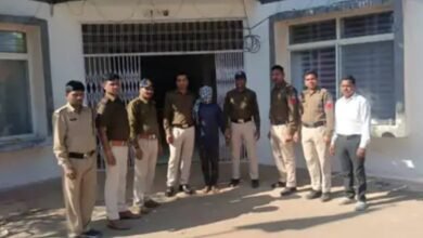 यह संतान मेरी नहीं.... कुल्हाड़ी से वार कर बेटी को उतार दिया मौत के घाट : पत्नी पर था चरित्र संदेह , आरोपी पिता गिरफ्तार 7 IMG 20250126 203647