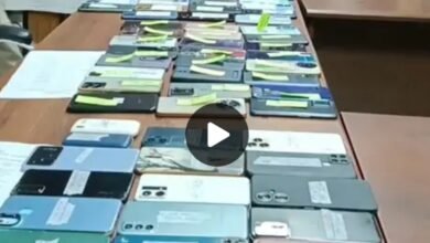 रीवा पुलिस ने खोज निकाले 115 मोबाइल : मोबाइल पाकर नम हो गई आंखें 9 IMG 20250128 190030