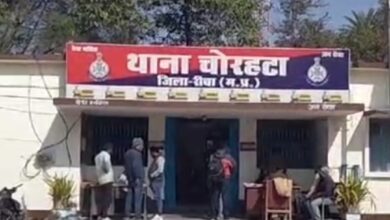 रीवा पुलिस के हत्थे चढ़ा गांजा तस्करों का गिरोह, 60 किलो गांजा सहित, आयशर ट्रक बोलेरो के साथ छह आरोपी हुए गिरफ्तार 7 Screenshot 2025 01 18 18 45 01 798 com.miui .gallery
