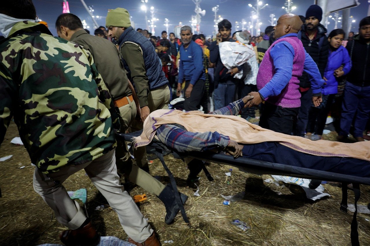 प्रयागराज महाकुंभ से यशभारत: महाकुंभ में भगदड़, 17 श्रद्धालुओं की मौत: -संगम तट के पास हुआ दर्दनाक हादसा, कई अभी भी दबे 2 WhatsApp Image 2025 01 29 at 06.11.50