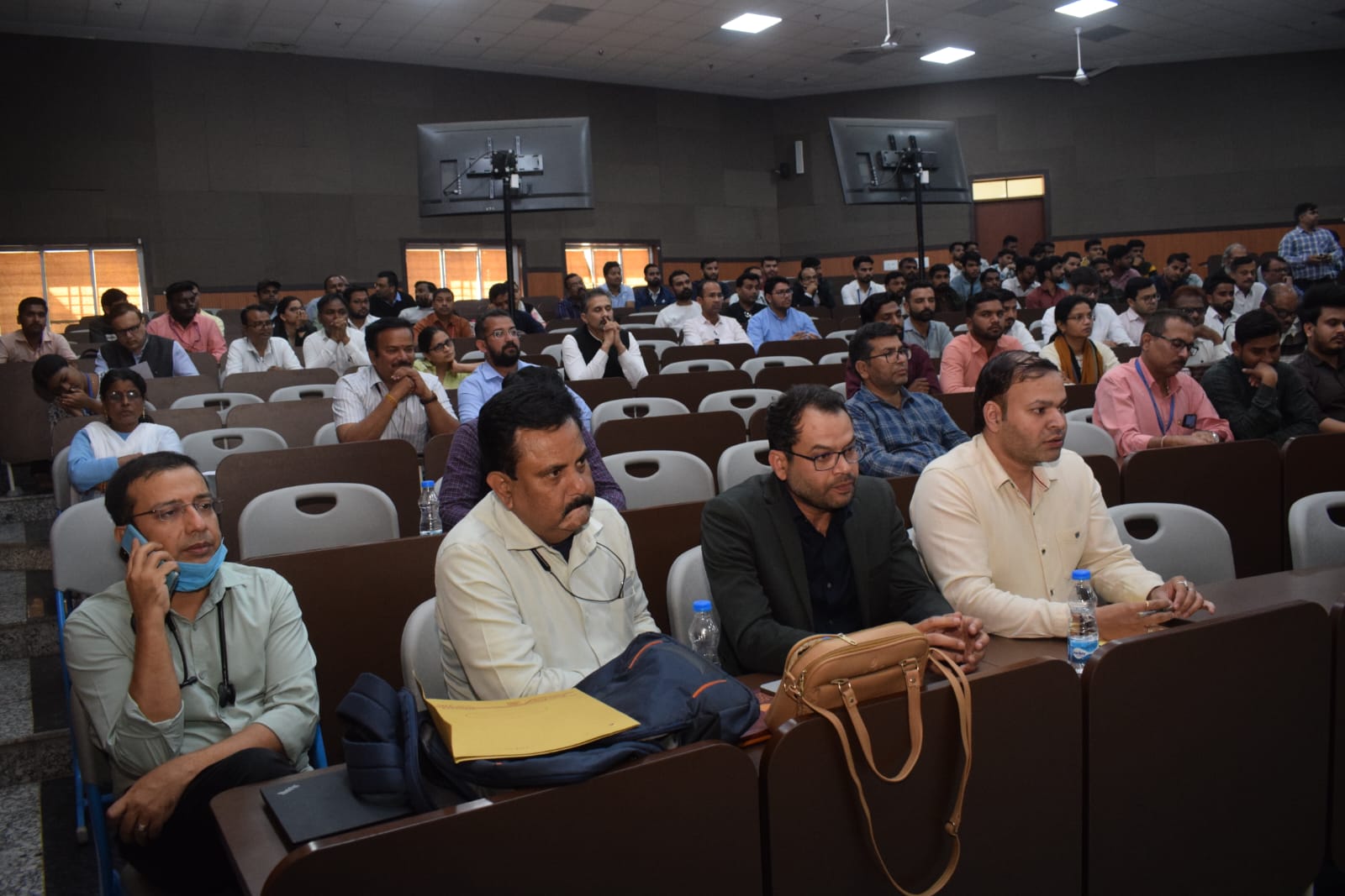 मेडिकल अस्पताल में मध्यप्रदेश आयुष्मान योजना के सीईओ का दौराः व्यवस्थाएं ठीक थी पर कुछ सुधार की जरूरत है 7 WhatsApp Image 2025 02 13 at 06.31.50