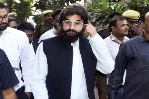 मुख्तार अंसारी के परिवार को ईद से पहले मिली बड़ी खुशी, विधायक बेटा अब्बास ढाई साल बाद जेल से बाहर 1 41