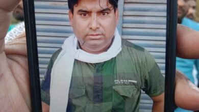 पुलिस को देखकर भागा संदेही जुआरी की लाश संदिग्ध परिस्थिती में दो दिन बाद जंगल में मिली : परिजनों ने लगाई पुलिस पर गंभीर आरोप, जांच जारी 9 IMG 20250329 204807