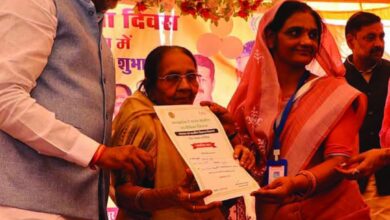 मंत्री प्रहलाद पटेल ने किया 50 लाख रुपये की राशि से नवनिर्मित उन्नति सामुदायिक प्रशिक्षण केन्द्र का लोकार्पण : स्वसहायता समूहों को संवर्धन हेतु बैंक से 28 करोड़ 27 लाख रुपये के चैक किए प्रदान 14 Screenshot 2025 03 09 13 39 10 240 com.whatsapp