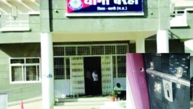 बरही के फ्यूजन फाइनेंस बैंक में चोरों ने बोला धावा, एक रात में 4 घरों के टूटे ताले 6 IMG 20250407 125117