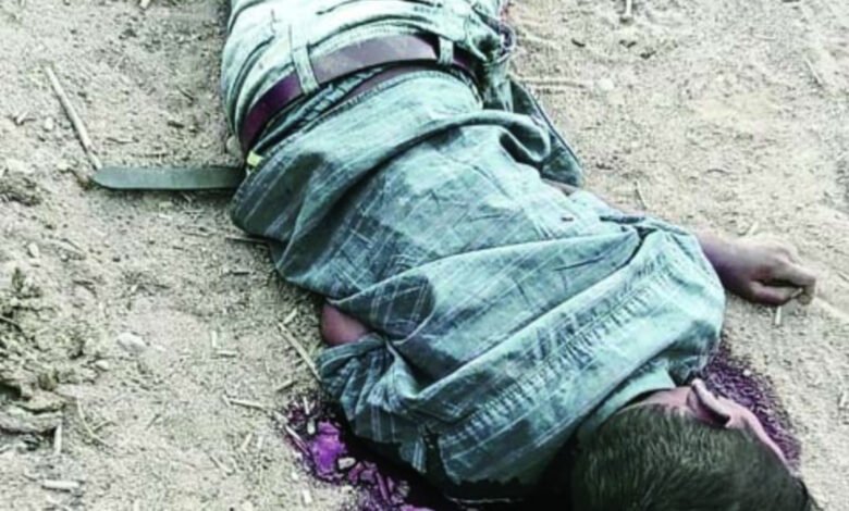 खून से लाल हो गई सडक़, बेलगाम ट्रैक्टर ने बालक को कुचला, घटना से ग्रामीणों में आक्रोश, बरही थाना क्षेत्र के बहिरघटा गांव की घटना 1 IMG 20250410 173516