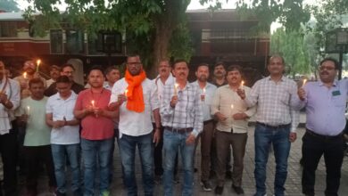 पाकिस्तानी आतंकवाद के खिलाफ बरेका में फूटा जनाक्रोश, BMS ने कैंडल मार्च निकालकर जताया आक्रोश 8 WhatsApp Image 2025 04 24 at 12.07.23 AM