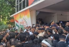 मढोताल घटना क्रम - एक हजार से अधिक अधिवक्ताओं ने एसपी ऑफिस का किया घेराव 10 WhatsApp Image 2025 04 28 at 2.34.41 PM