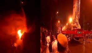 कोलकाता के होटल में काल का तांडव: भीषण आग में 14 की दर्दनाक मौत, जांच के घेरे में सुरक्षा व्यवस्था 1 download 25