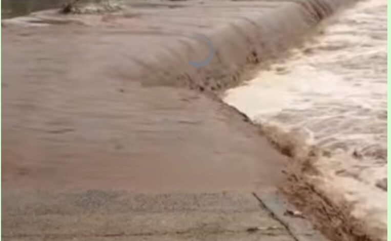 बिन मौसम बरसात : बाढ़ के हालात, यहाँ डूब गया पुल..... पढ़ें पूरी खबर 1 IMG 20250503 WA0608