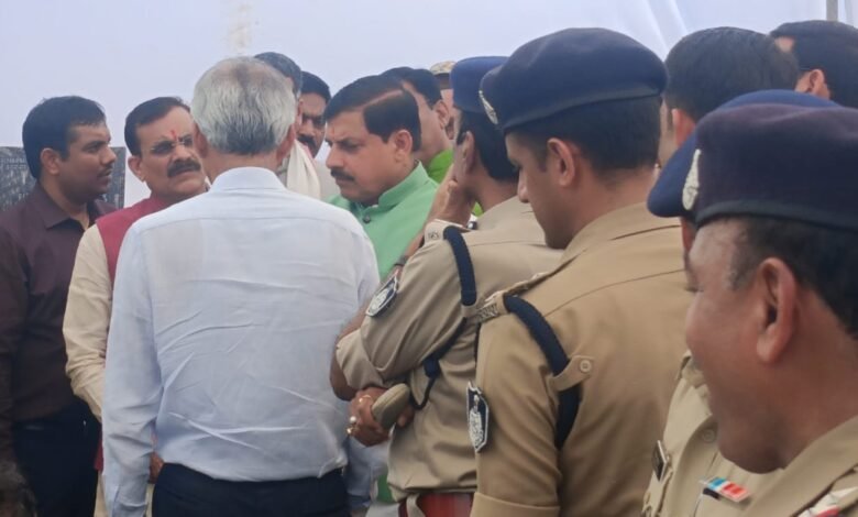 तीन हजार पुलिसकर्मी संभालेंगे प्रधानमंत्री की सुरक्षा की कमान - सभी प्रवेश मार्गों पर निगरानी शुरु 1 WhatsApp Image 2025 05 22 at 18.15.54 1