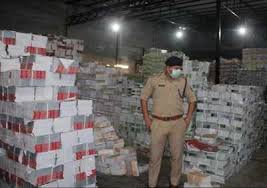 दिल्ली में NCERT किताबों की पायरेसी रैकेट का भंडाफोड़, 2.4 करोड़ की जाली किताबें जब्त 3 download 2 4