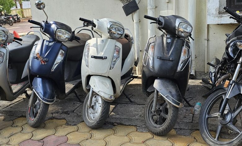 पांच शातिर वाहन चोर गिरफ्तार, तीन लाख 25 हजार रूपये के वाहन जप्त 1 IMG 20250606 WA0050