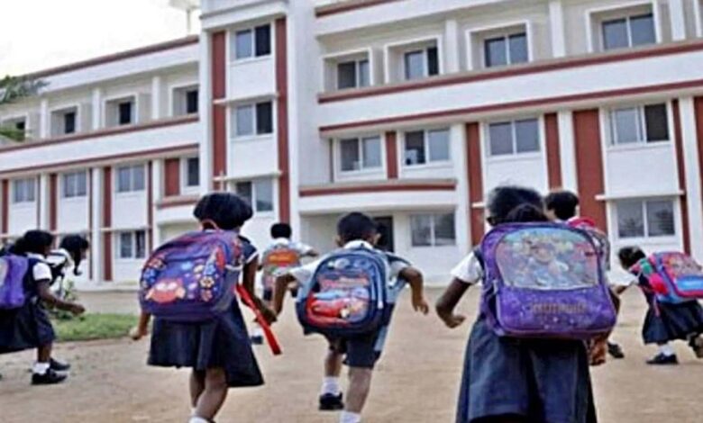 जबलपुर के सरकारी स्कूलों में 3 साल की उम्र से पढ़ाई 82 जिलों में लिए जा रहे आवेदन 1 Untitled 2 copy