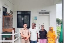 नाबालिग बालिका बरामद : बीना रेलवे स्टेशन में मिली, पुलिस ने किया परिजनों के सुपुर्द 10 IMG 20250728 WA0632