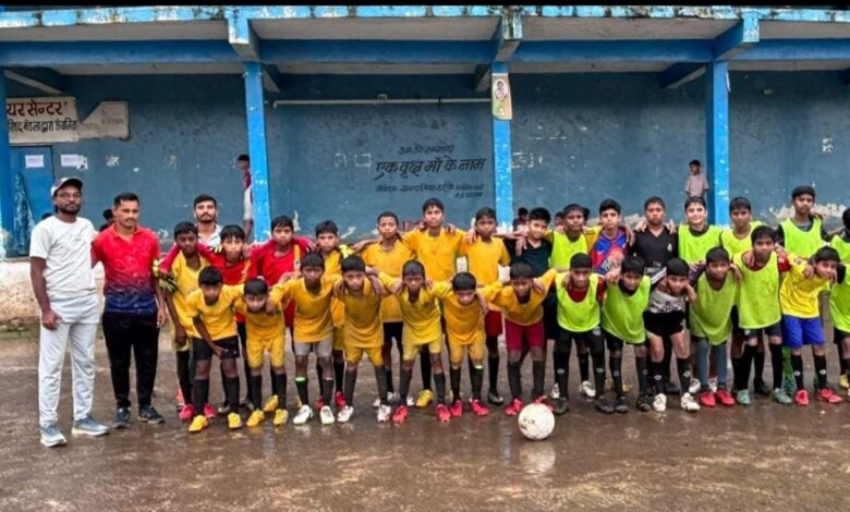 मध्यप्रदेश फुटबॉल प्रतियोगिता 5 जुलाई से : 60 खिलाड़ियों का हुआ चयन 1 IMG 20250701 135351