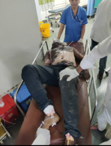 बिजली पोल में करंट से एलएनटी कर्मचारी झुलसा, गंभीर रूप से घायल, एमजीएम में चल रहा इलाज 2 Screenshot 20250725 124120 WhatsApp2