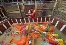 Prayagraj News ,माँ गंगा ने तीसरी बार श्री बड़े हनुमान जी को कराया अमृत स्नान, फिर गहराया बाढ़ का खतरा 15 Untitled 8 copy 4