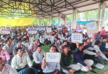 मांगे पूरी नहीं होने पर नाजरा बिजली कंपनी के कर्मचारी हुए एकजुट - नियमतीकरण , ट्रांसफर नीति लागू नहीं होने का जताया विरोध 10 WhatsApp Image 2025 07 13 at 12.35.20