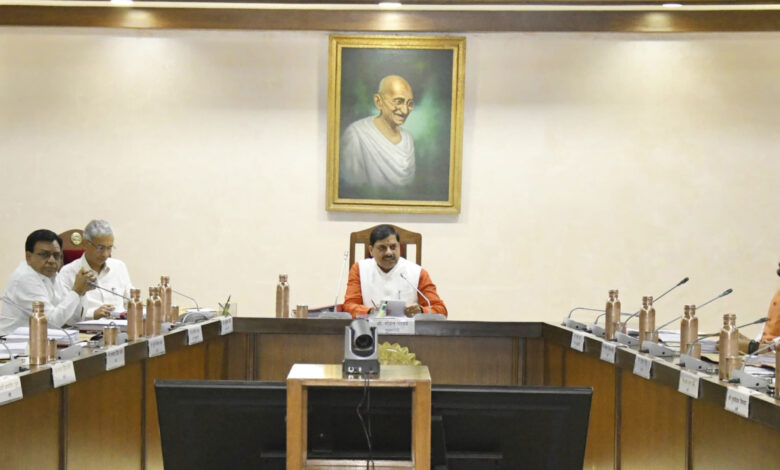 स्पेन-दुबई से लौटने के बाद सीएम ने की कैबिनेट बैठक - अनुपूरक बजट पर हुई चर्चा 1 ccc33