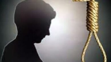 फांसी लगाई