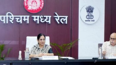 ये जबलपुर शहर की कॉलोनी है जानाब. 11