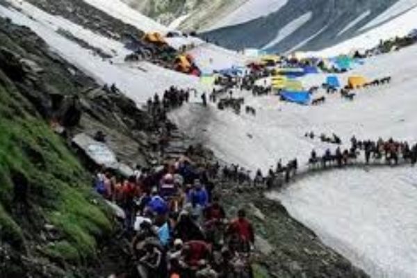 अमरनाथ यात्रा रोकी गई, भारी बारिश के चलते पहलगाम और बालटाल से आवाजाही बंद 1 ये जबलपुर शहर की कॉलोनी है जानाब. 5 1