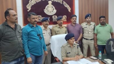 एमडी पावडर की तस्करी करने वाले अंतर्राज्जीय गिरोह के 2 आरोपी गिरफ्तार : 70 हजार रुपये का एमडी पावडर जब्त 8 IMG 20250818 WA0426