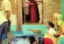 गर्भवती पत्नी की पति ने पत्थर पटककर की हत्या, निवार चौकी के ग्राम जरवाही में सनसनीखेज वारदात, आरोपी पति गिरफ्तार 10 IMG 20250816 164100