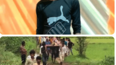 किशोर की कुएं में डूबने से मौत : सड़क नहीं, इसलिए नहीं आई एम्बुलेंस:कीचड़ में पैदल पहुंची पुलिस, ग्रामीण चारपाई पर ले गए शव 9 Screenshot 20250801 150042.WhatsApp