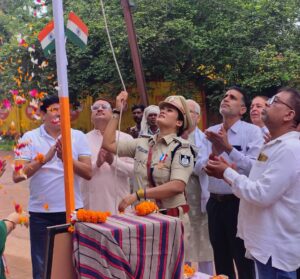 Screenshot 20250815 105639 Photos2