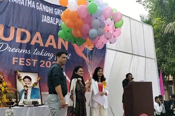 साइंस एग्जबिशन एवं करियर काऊसलिंग मेले का आयोजन 1 02 31