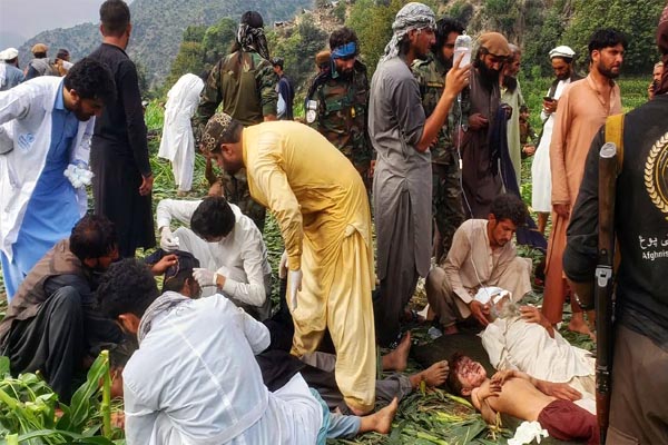 भूकंप के झटकों से फिर दहला अफगानिस्तान 2 03 5