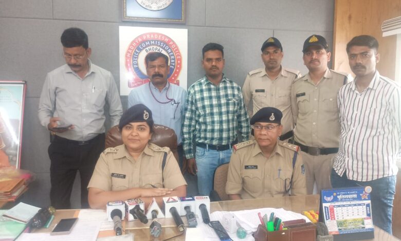 6112e7b4 a563 4c2a b708 274b831e36c2