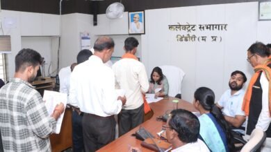 प्रधानमंत्री सड़क निर्माण कार्य शीघ्र प्रारंभ कराने की मांग : अधूरा कार्य बंद होने से विद्यार्थियों एवं आमजन को पाँच किलोमीटर अतिरिक्त दूरी करनी पड़ती है तय 6 IMG 20250909 WA0580