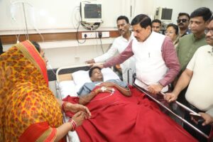 इंदौर हादसा : सीएम बेहद नाराज, एसीपी सहित कई निलंबित 2 WhatsApp Image 2025 09 16 at 16.51.37