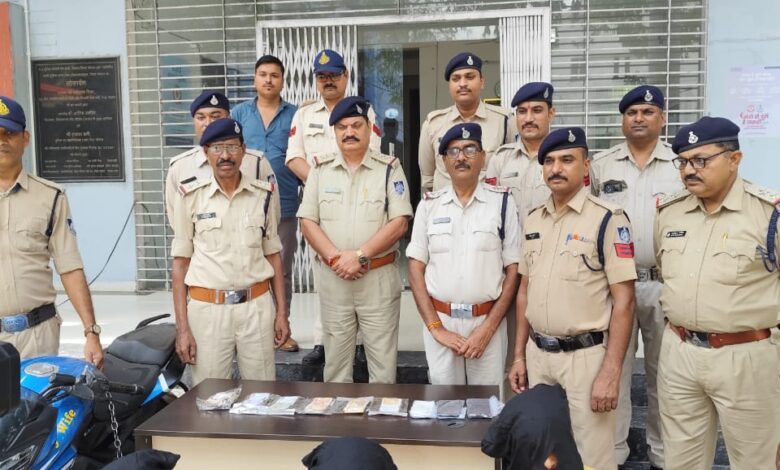 f448d6bc 594b 40e4 bdd6 013757431385