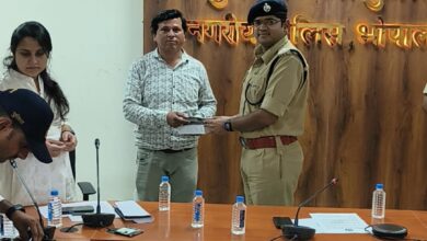 82ba5940 761a 449c ad36 bb8abb8fd363