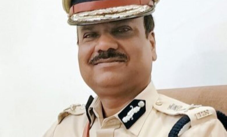 अवैध पटाखा कारोबार पर पुलिस का शिकंजा 1 IMG 20251017 194700