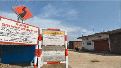 प्रधानमंत्री ग्राम सड़क योजना से ग्रामीणों की बदली तकदीर : सड़क ने ग्रामीण अंचलों को सीधे शहर से जोड़ा तो खुल गए विकास के द्वारा मरीज को हुई सुविधा, छात्रों का बदल रहा जीवन 7 Screenshot 20251011 123615.WhatsApp