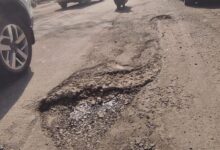 वंदेमातरम चौराहा से बिट्टन मार्केट तक सडक़ हुई जर्जर 11 WhatsApp Image 2025 10 08 at 14.42.59 1 1