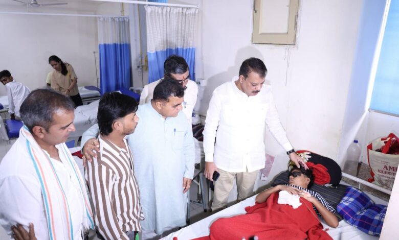 मप्र: कार्बाइड गन त्रासदियों और भावांतर योजना पर सियासत तेज; नेता प्रतिपक्ष का सरकार पर सीधा हमला 1 WhatsApp Image 2025 10 24 at 14.35.26