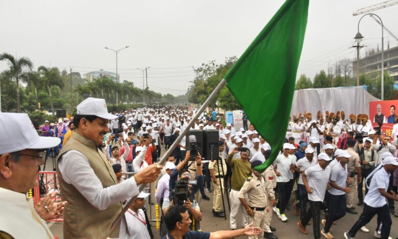 रन फॉर साइबर अवेयरनेस का हुआ शुभारंभ 1 WhatsApp Image 2025 10 29 at 15.24.23