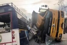 तेलंगाना: रंगा रेड्डी में भीषण सड़क हादसा,बस-डंपर की टक्कर में 17 की मौत, कई घायल 10 01 5